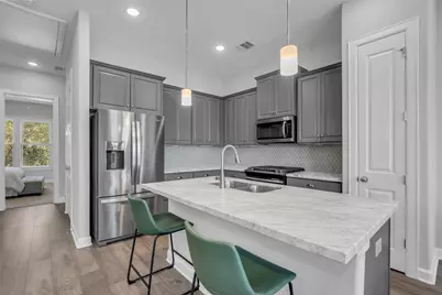 5118 Pine Reach Drive, Houston, TX 77018 - Photo 9