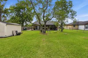 5106 3 Rd St, Danbury, TX 77534 - Photo 25