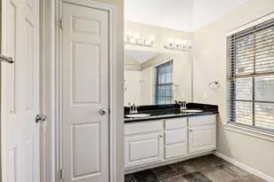 14807 Elk Hill Ct, Houston, TX 77062 - Photo 11