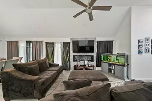 6915 Fox Mesa Ln, Humble, TX 77338 - Photo 7