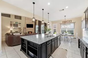 1328 Elkins Hollow Ln, League City, TX 77573 - Photo 11
