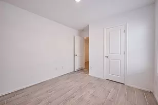 9603 Fulvetta Briar Ct, Baytown, TX 77521 - Photo 23