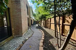 8006 Oakwood Bend Dr, Houston, TX 77040 - Photo 31