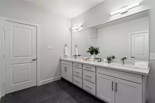 3921 Willowbend Pt Dr, Houston, TX 77025 - Photo 27