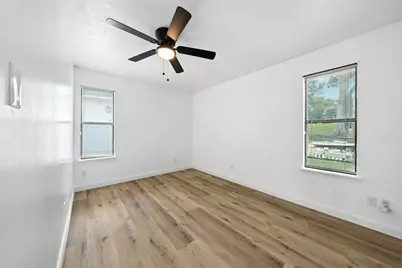 1046 Lake View Drive, Montgomery, TX 77356 - Photo 33