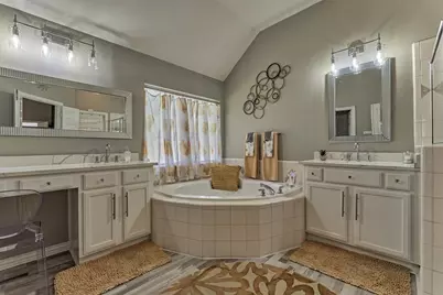 33203 E Border Oak Court, Magnolia, TX 77354 - Photo 29