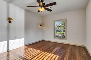 1212 Layton St, Baytown, TX 77520 - Photo 7