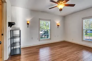 1212 Layton St, Baytown, TX 77520 - Photo 9