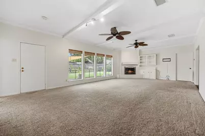 1307 Creek Hollow Drive, Seabrook, TX 77586 - Photo 5