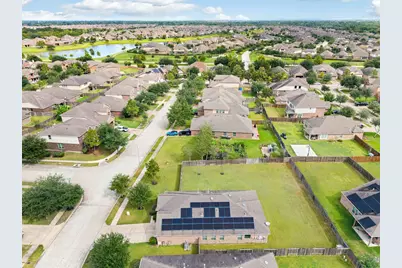 5215 Green Heath Lane, Rosharon, TX 77583 - Photo 37