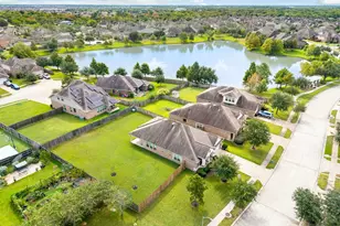 5215 Green Heath Ln, Rosharon, TX 77583 - Photo 39
