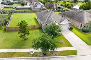 5215 Green Heath Ln, Rosharon, TX 77583 - Photo 35