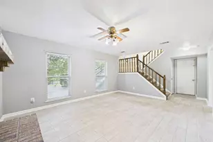 3302 Holly Green Dr, Kingwood, TX 77339 - Photo 3