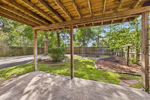 3302 Holly Green Dr, Kingwood, TX 77339 - Photo 5