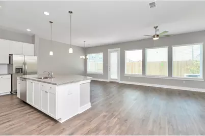 2715 Katri Way, Houston, TX 77008 - Photo 3