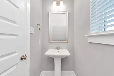 2715 Katri Way, Houston, TX 77008 - Photo 17