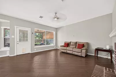 10207 Tablerock Drive, Houston, TX 77064 - Photo 11