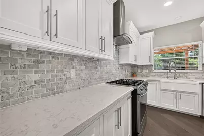 10207 Tablerock Drive, Houston, TX 77064 - Photo 25