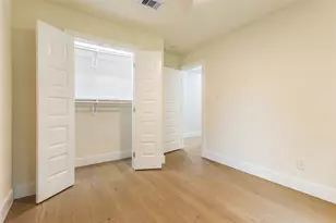 21 N Wavy Oak Cir, Spring, TX 77381 - Photo 21