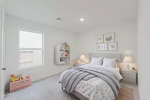 641 Falling Cave, Willis, TX 77378 - Photo 5