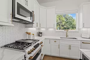 4528 Curtin Park Ct, Houston, TX 77018 - Photo 15