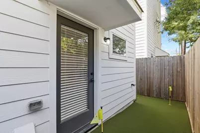 4528 Curtin Park Court, Houston, TX 77018 - Photo 37