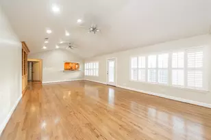 3023 Conway St, Houston, TX 77025 - Photo 7