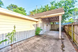 3023 Conway St, Houston, TX 77025 - Photo 23