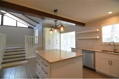 19118 Challe Circle W, Spring, TX 77373 - Photo 5