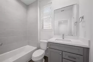 2737 Clinton Dr, Houston, TX 77020 - Photo 17