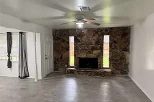 10415 Sageburrow Dr, Houston, TX 77089 - Photo 3