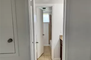 10415 Sageburrow Dr, Houston, TX 77089 - Photo 7
