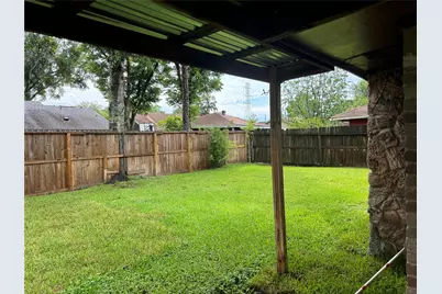 10415 Sageburrow Drive, Houston, TX 77089 - Photo 13