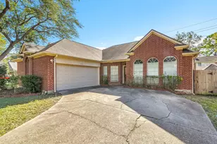 4211 Torrey Creek Ln, Houston, TX 77014 - Photo 5