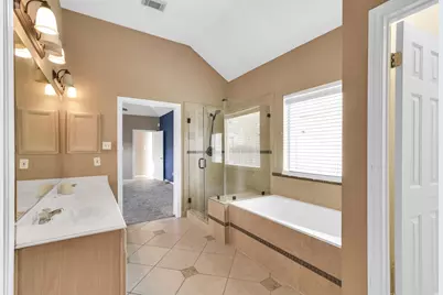 4211 Torrey Creek Lane, Houston, TX 77014 - Photo 33