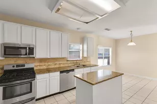 4211 Torrey Creek Ln, Houston, TX 77014 - Photo 19