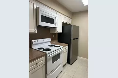 10161 Oakberry Street #93, Houston, TX 77042 - Photo 7