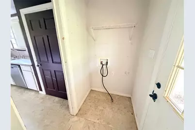 1210 County Road 2099, Liberty, TX 77575 - Photo 11