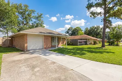 5637 Wood Creek Way, Houston, TX 77017 - Photo 3