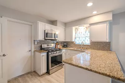 5637 Wood Creek Way, Houston, TX 77017 - Photo 13