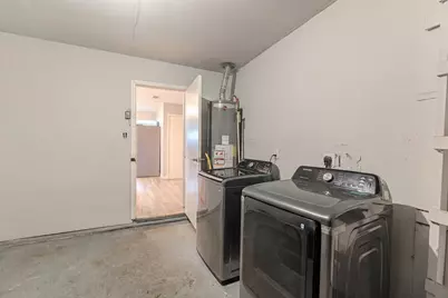 5637 Wood Creek Way, Houston, TX 77017 - Photo 21