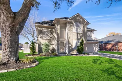 10901 N Spruce Drive N, La Porte, TX 77571 - Photo 3