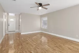 10901 N Spruce Dr N, La Porte, TX 77571 - Photo 9