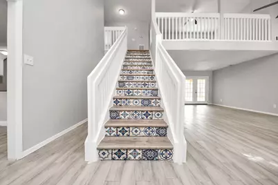 8114 Misty Ridge Lane, Houston, TX 77071 - Photo 3