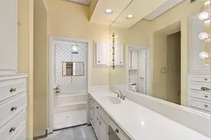 4876 Post Oak Timber Dr, Houston, TX 77056 - Photo 27