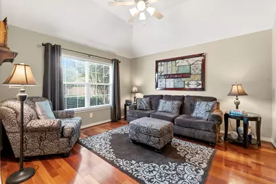 15210 Scenic Forest Drive, Conroe, TX 77384 - Photo 5