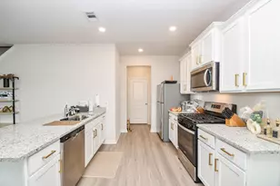 11404 Bright Sun Dr, Houston, TX 77048 - Photo 11