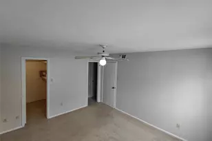 406 N Post Oak Ln, Houston, TX 77024 - Photo 29