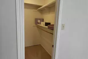406 N Post Oak Ln, Houston, TX 77024 - Photo 29
