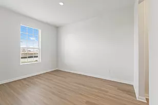 8935 New Jade Dr, Iowa Colony, TX 77583 - Photo 3